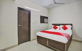 Super Hotel O Kalkaji Delhi Formerly Pragya Palace